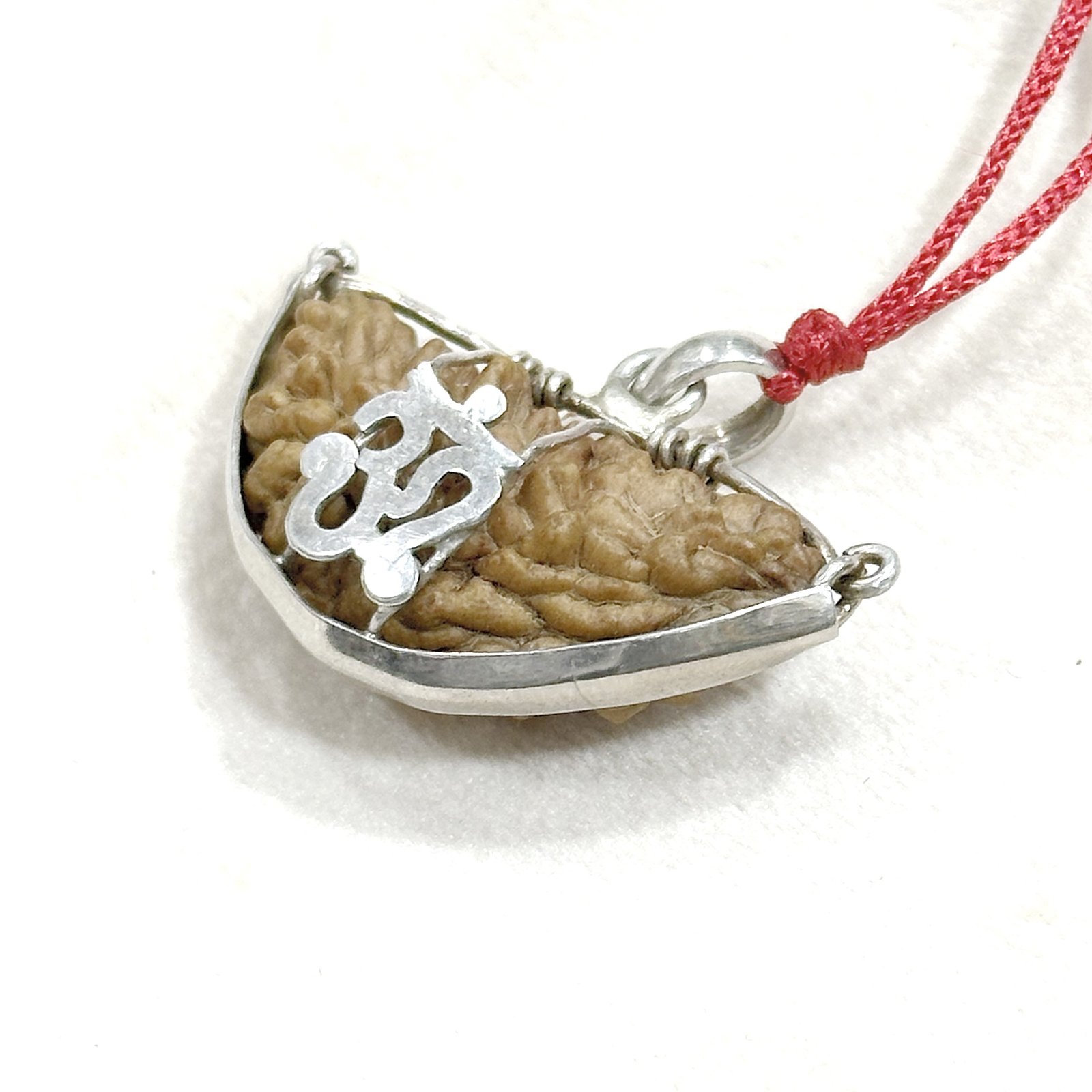 Ek mukhi rudraksha silver pendant online